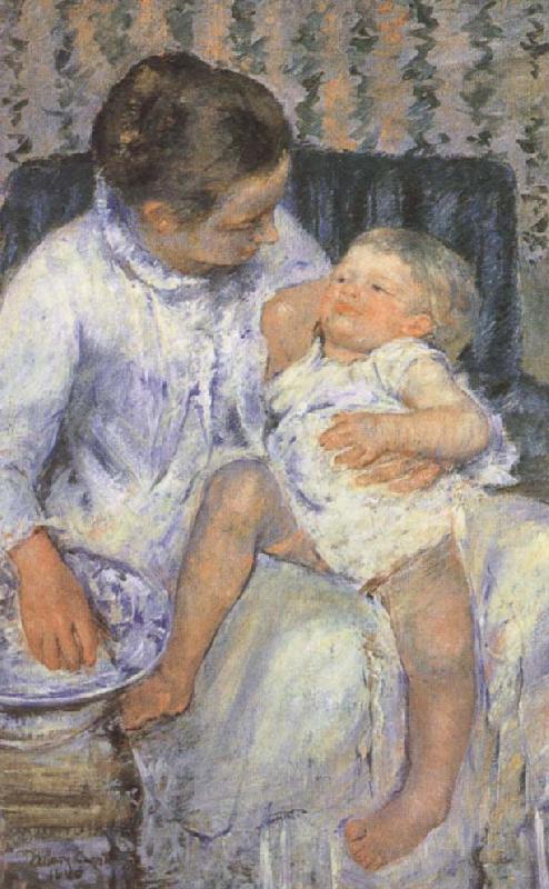 Mary Cassatt Mother about to wash her sleepy child china oil painting image